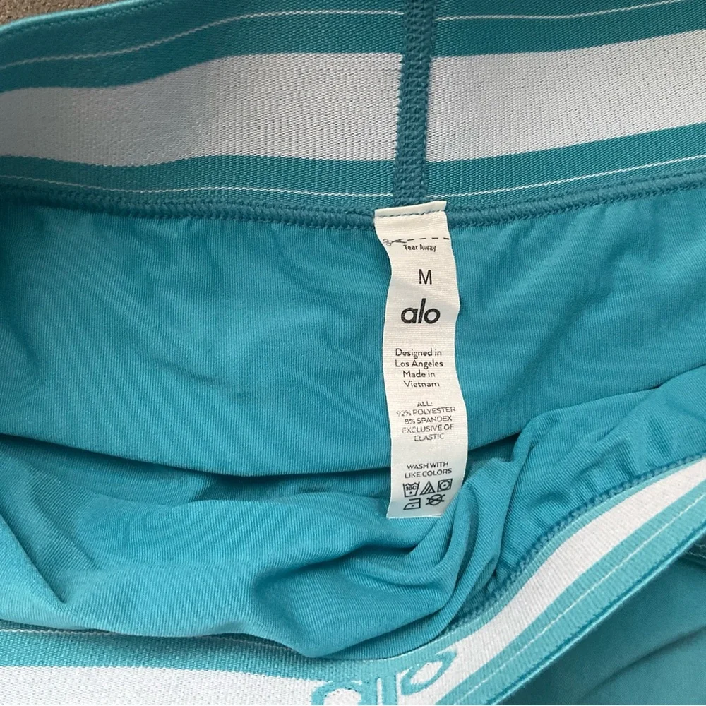 Alo Yoga Match Point Tennis Skirt Blue Splash M